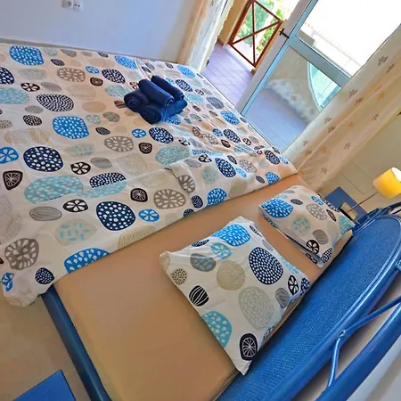 Appartement Playa 2 - Pool - Meerblick - 50m - Wifi *